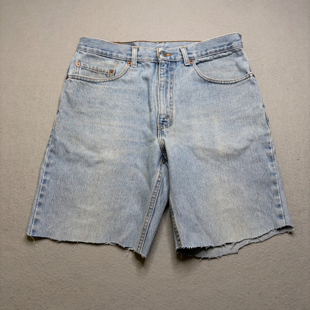 Levi's Denim Shorts Mens 34 Light Blue 550 Relaxed Fit Cut Off Raw Hem USA